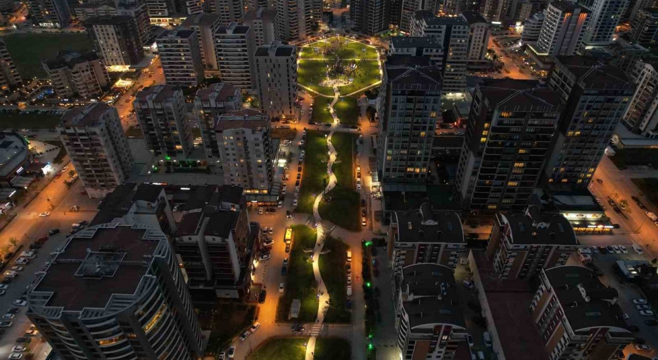 23 Nisan Parkında coşkulu açılış