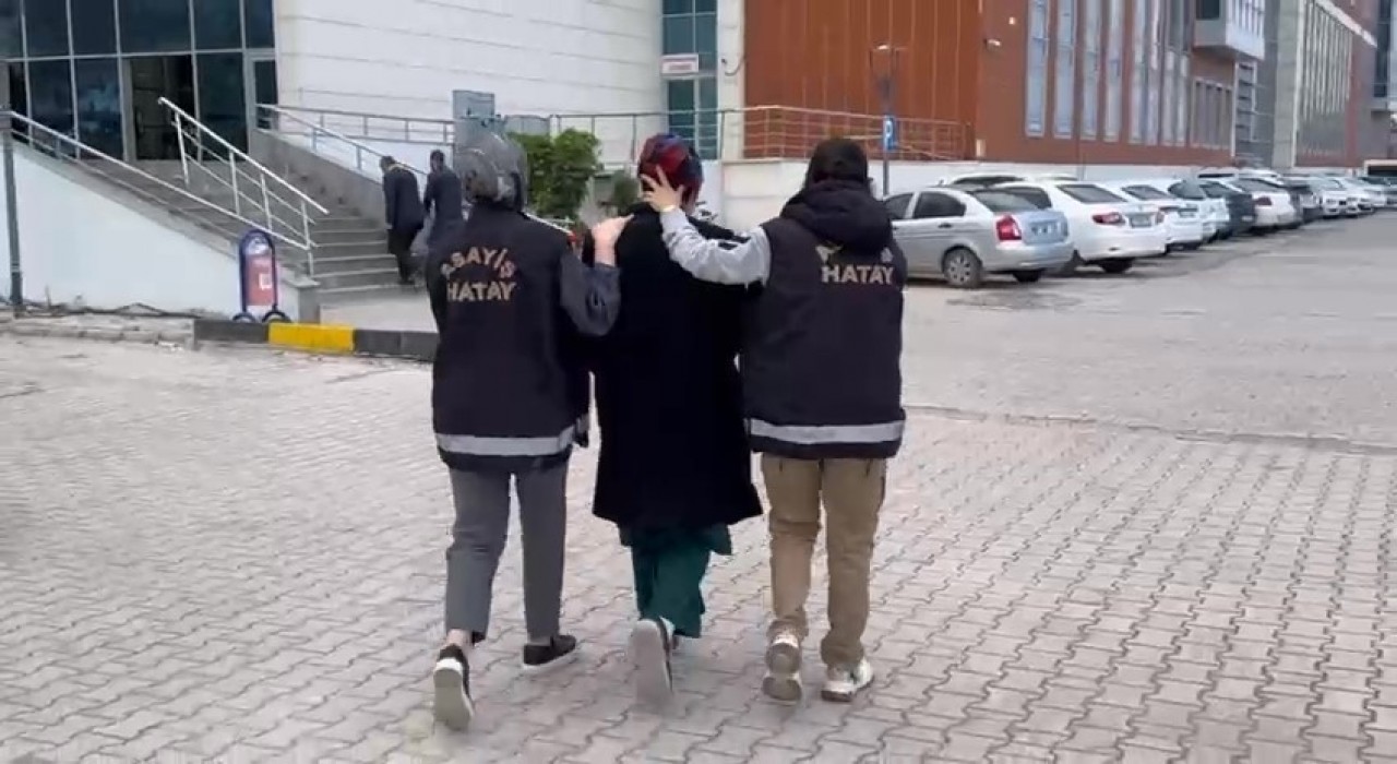 500 bin TLlik ziynet eşyası çalan hizmetli polisten kaçamadı