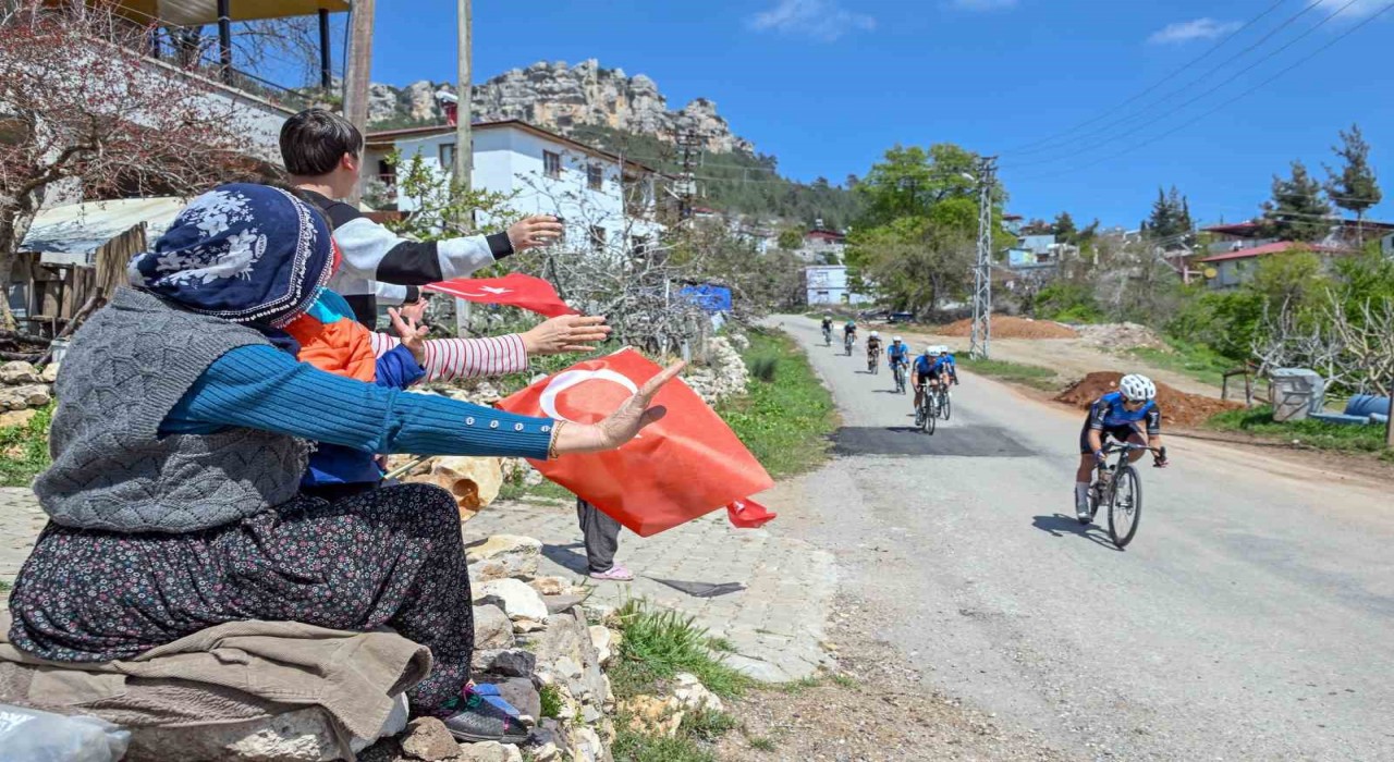 7. Tour of Mersin Uluslararası Bisiklet Turunda 3. etap tamamlandı