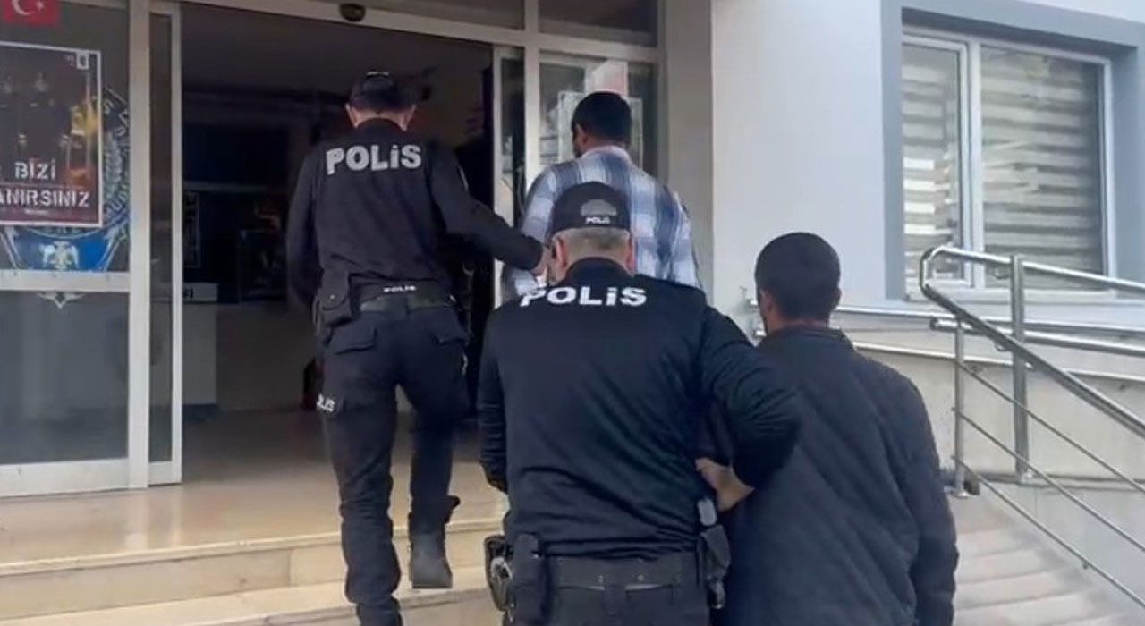 Adana’da Cam Silerek Trafiği Tehlikeye Atan Şahıslara Para Cezası