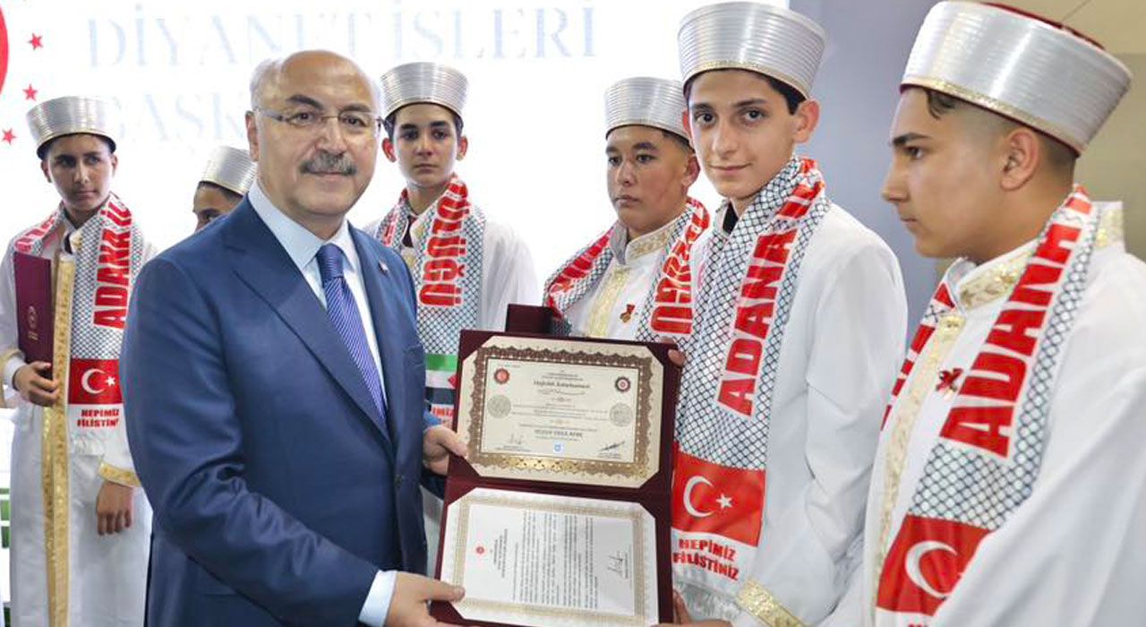 Adana’da Kur’an Ziyafeti ve Hafızlık İcazet Merasimi Coşkusu
