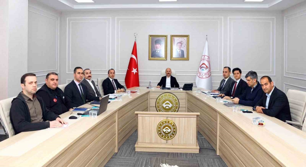 Adıyamanda kentteki çalışmalarla ilgili toplantı yapıldı
