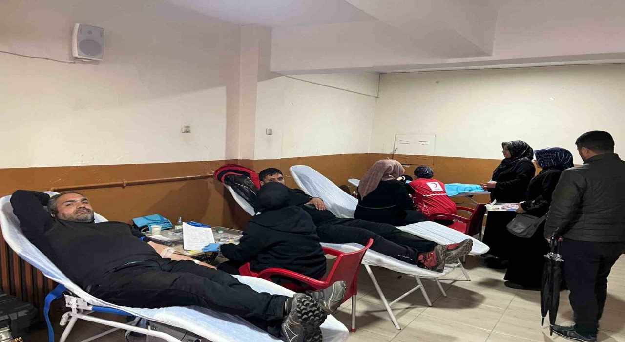 Ağrıda Okulumda Kanpanya projesiyle kan bağışına yoğun ilgi