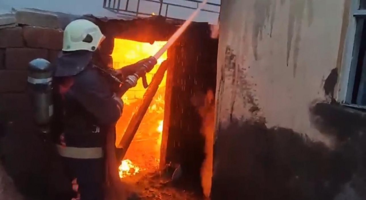 Ağrıda tüp patladı, alevler geceyi aydınlattı