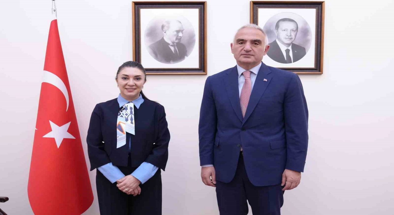 AK Parti Ağrı Milletvekili Kilerciden Doğubayazıta Kültür Sarayı müjdesi