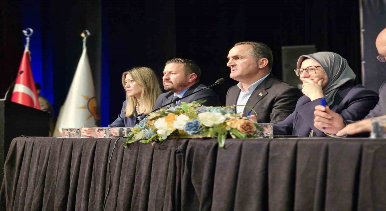 AK Parti Genel Başkan Yardımcısı Belgin Uygur: Yolsuzlukların üstünü örtmeye çalışıyorlar
