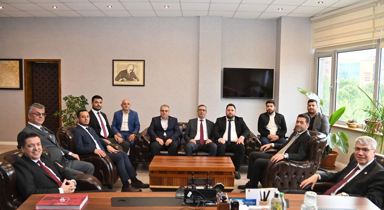 AK Parti Heyetinden OKÜ Rektörü Uzun’a Hayırlı Olsun Ziyareti