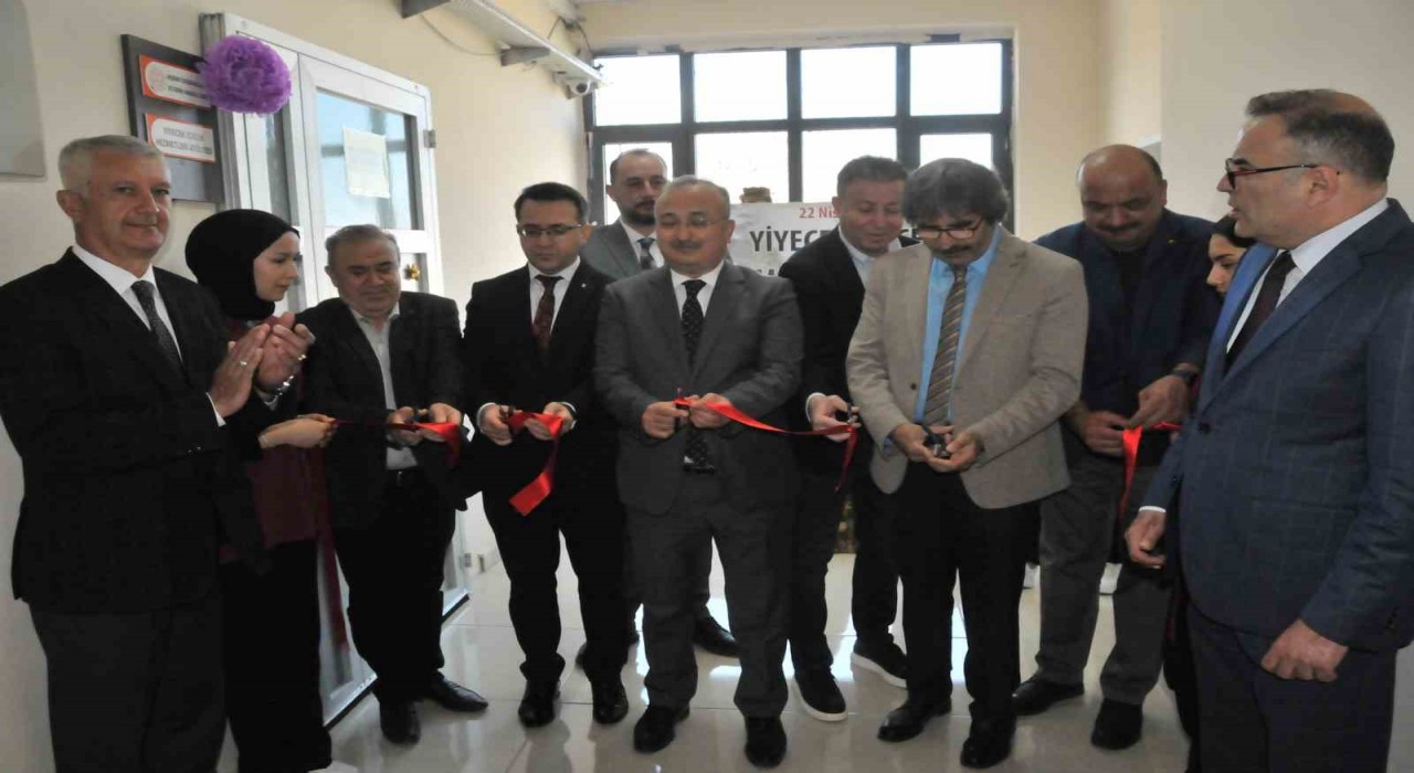 Akşehir Turizm Lisesine Mutfak Atölyesi açıldı