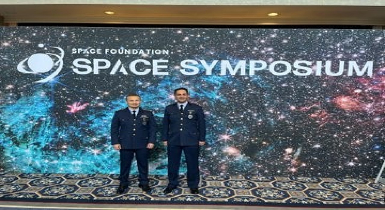 Alper Gezeravcı ve Emrah Çınar, 40. Uzay Sempozyumuna katıldı
