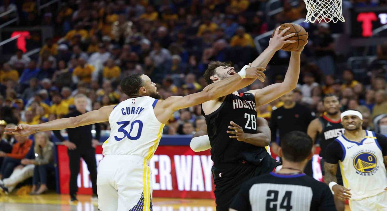 Alperen Şengünün double-double performansı Houstona yetmedi