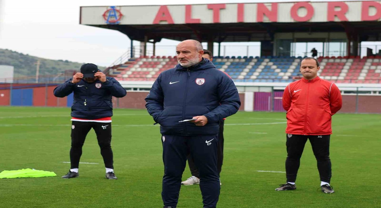 Altınorduda Teknik Direktör Parlatan, telafi peşinde