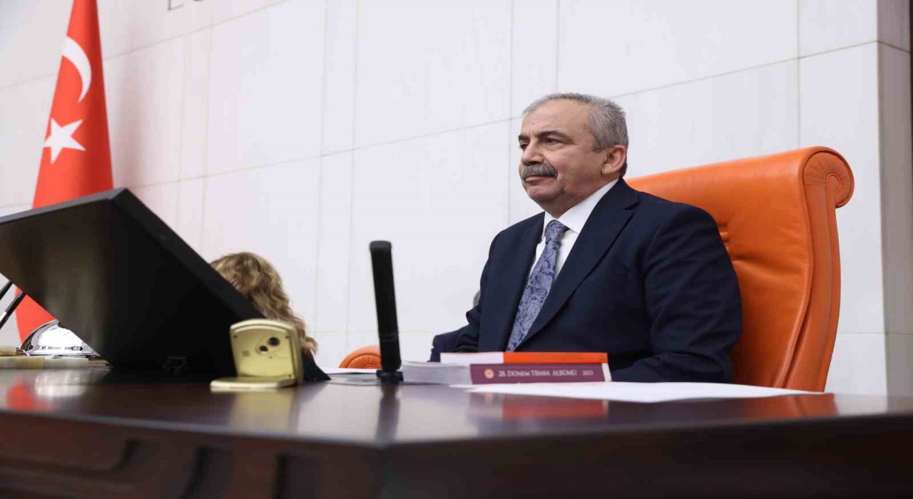 Ambulans ekibi TBMM Başkanvekili Öndere 7 dakikada ulaştı