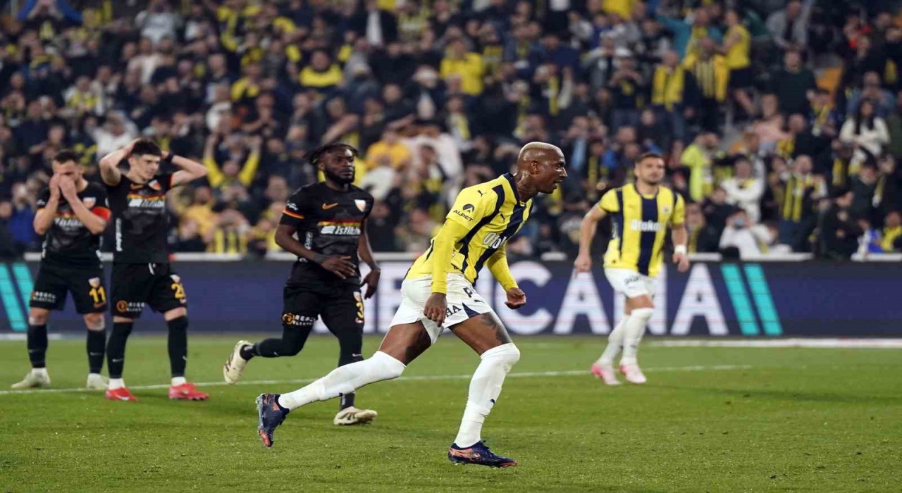 Anderson Taliscadan son 4 maçta 7 gol
