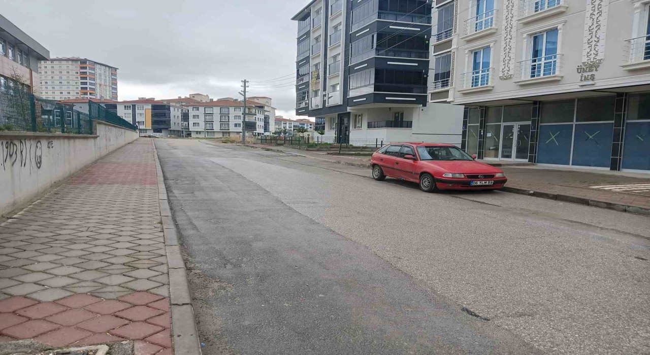 Ankarada bıçaklı saldırıya uğrayan müezzin ağır yaralandı