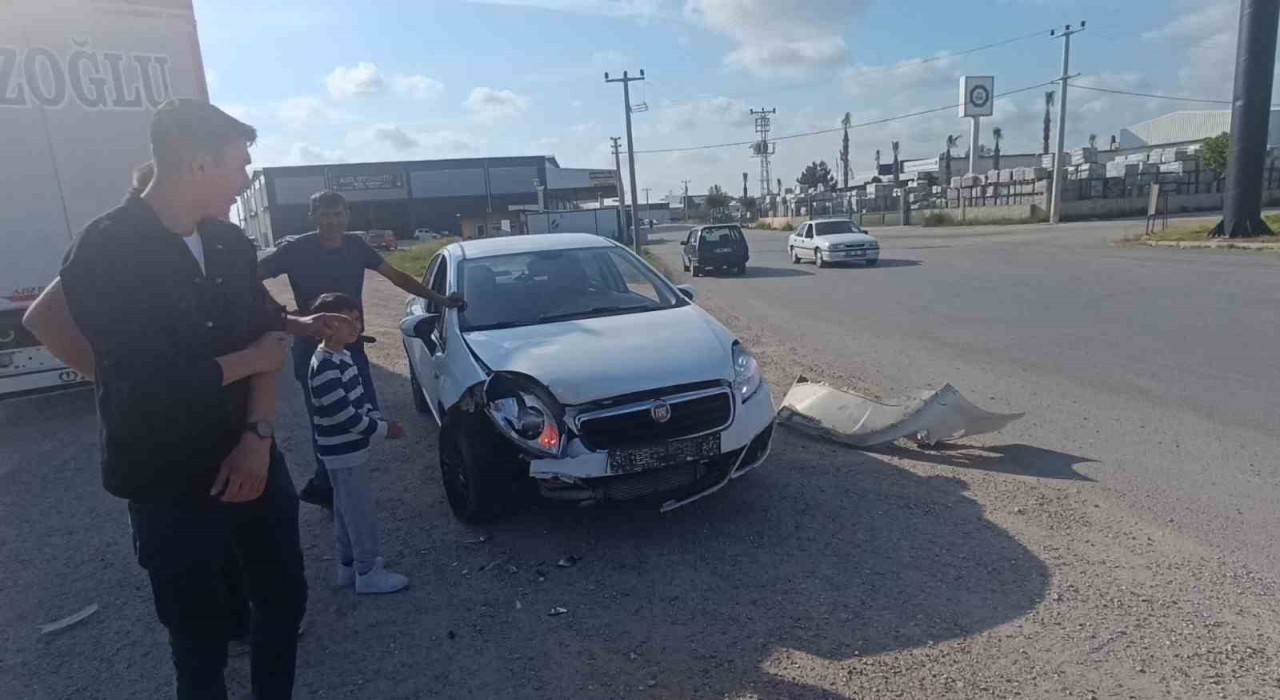 Antalyada göz göre göre kaza: 2 yaralı