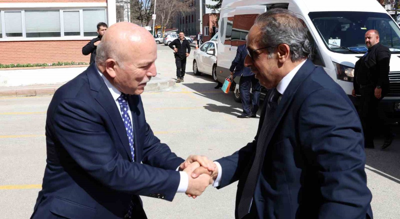 Arap devletleri ligi büyükelçileri Erzuruma hayran kaldı
