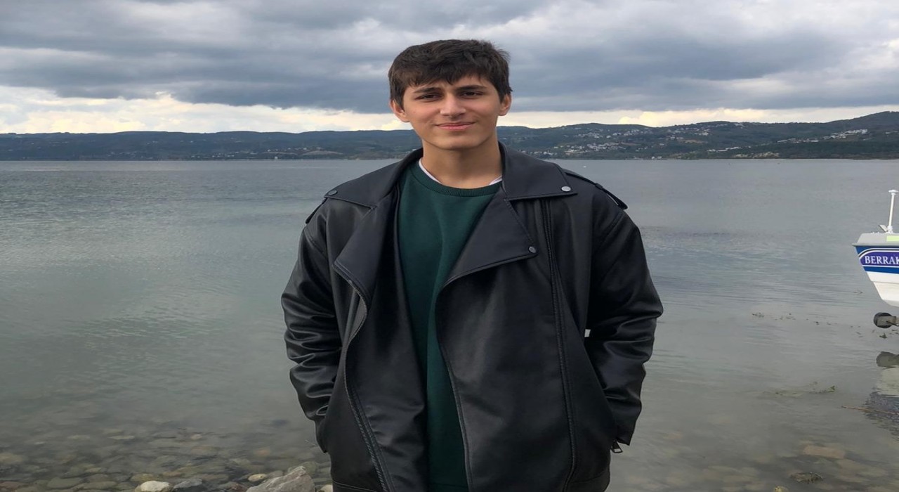 Arkadaşıma gidiyorum diyerek evden ayrılan 15 yaşındaki çocuktan haber alınamıyor