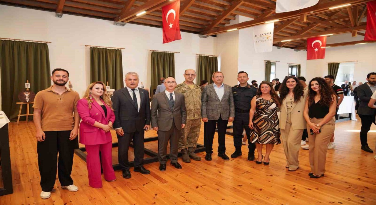 Ayvalıkın hasat zamanını sergilediler