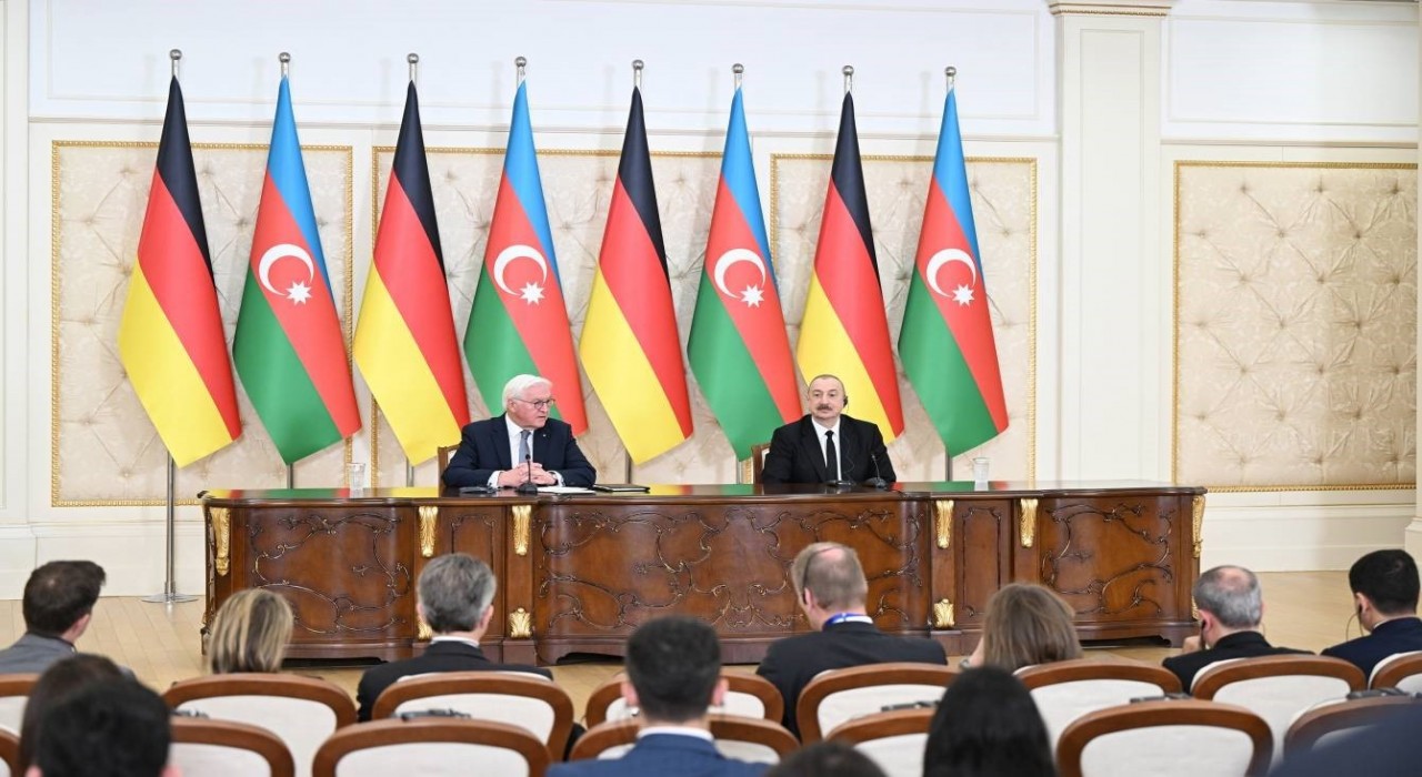 Azerbaycan Cumhurbaşkanı Aliyev: Azerbaycan ve Ermenistanın barışa ulaşma yönündeki tutumlarının birbirine yakınlaştığını görüyoruz