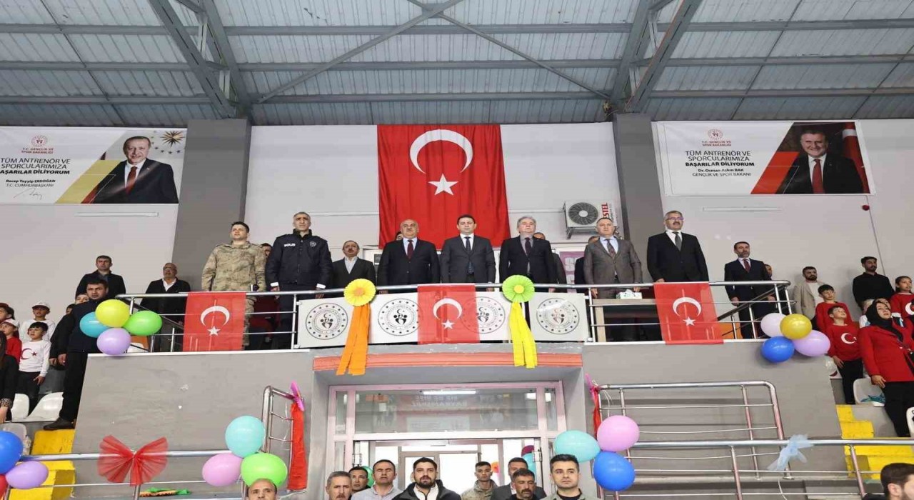 Aziziye Belediyesinden Çocuk Şenliği
