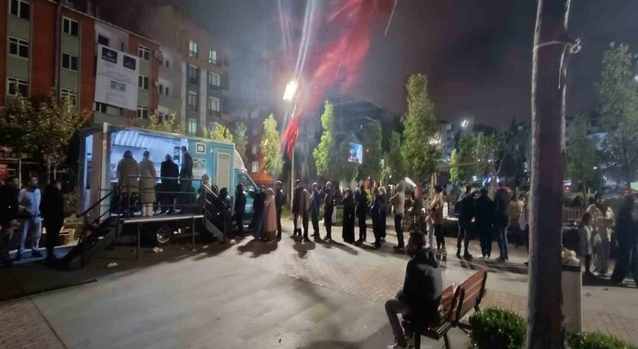 Bahçelievler Belediyesinden deprem sonrası hızlı müdahale