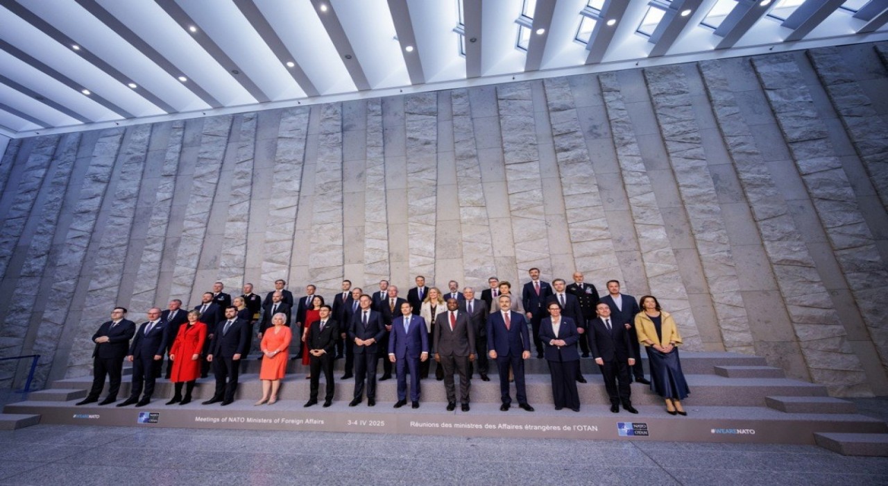 Bakan Fidan, NATO Dışişleri Bakanları aile fotoğrafında yer aldı