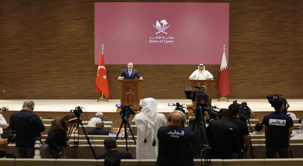Bakan Fidan: Suriyede merkezi otorite dışında silah taşıma imkanı verecek olan hiçbir girişimi kabul etmiyoruz