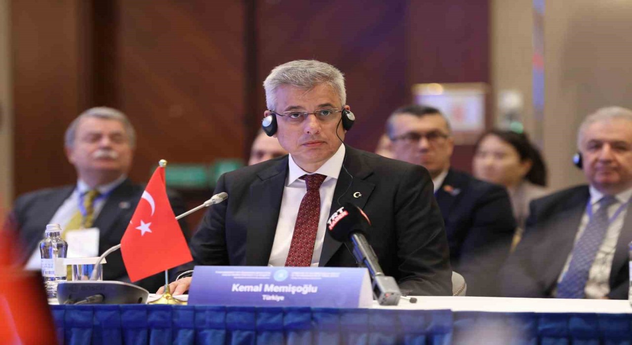 Bakan Memişoğlu: Biz Türkiye olarak son 20 yılda esasında sağlıkta büyük bir değişim süreci yaşadık