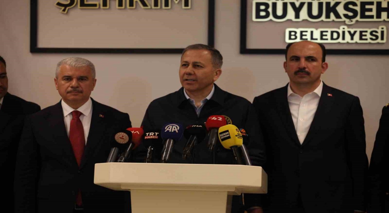 Bakan Yerlikaya, Konyada Yatırım Değerlendirme ve Koordinasyon Toplantısına katıldı