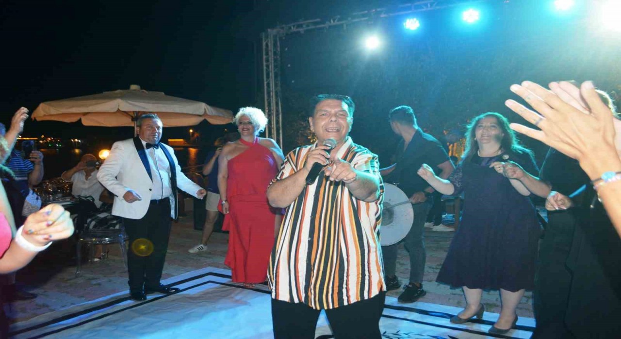 Balık Ayhan yoğun bakım servisine kaldırıldı