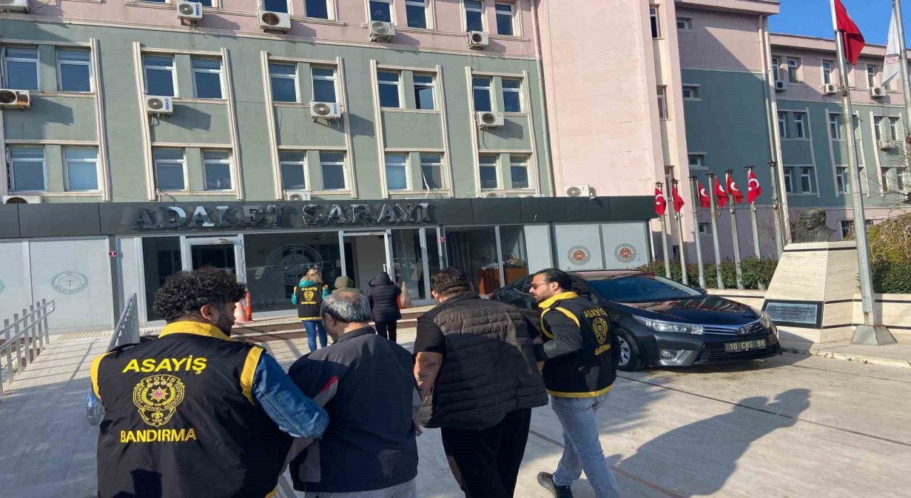 Balıkesirde fuhuş ve yağma operasyonunda 2 kişi tutuklandı