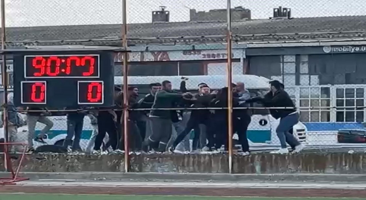 Balıkesirde maç sonrası kavga çıktı