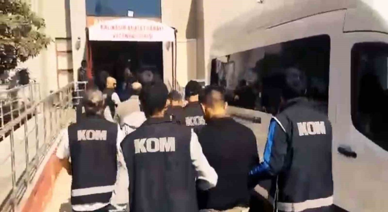 Balıkesirde sahte para operasyonu: 10 kişi tutuklandı