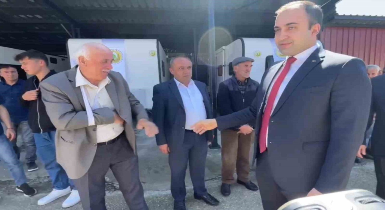 Bartında 5 orman işçisine karavan verildi