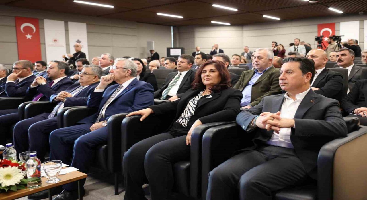 Başkan Ahmet Arastan İller Bankası Genel Kurulunda ‘Turizm Vergisi çağrısı
