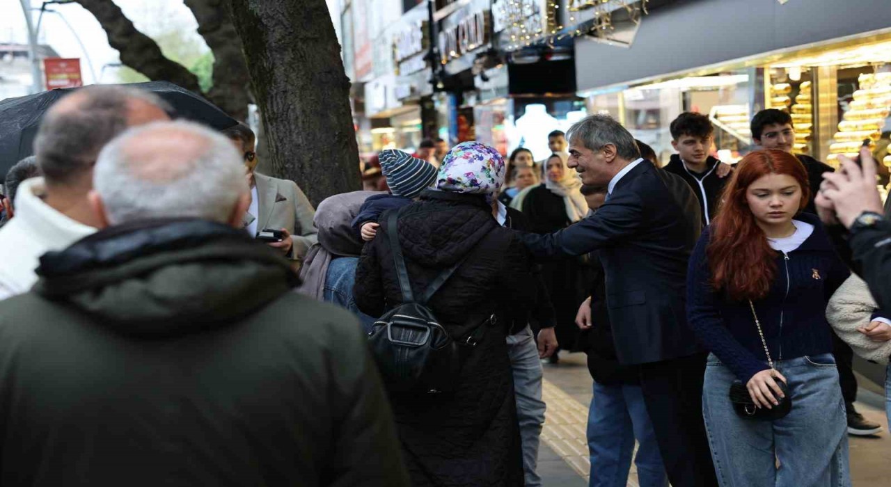 Başkan Alemdar: Milletimiz boykot çağrılarına esnafımızın yanında olarak gereken cevabı vermiştir