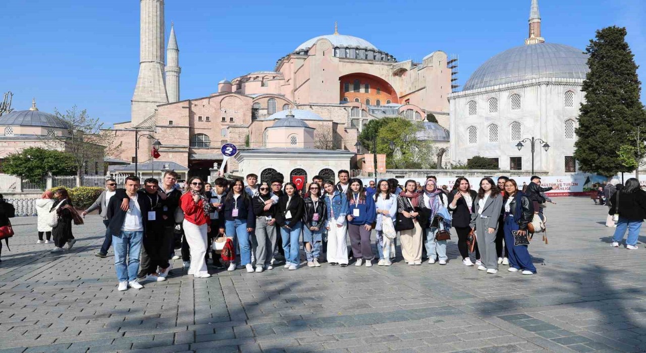 Başkan Altay: YHT ile günübirlik İstanbul gezilerimiz gençlerin hayatında iz bırakıyor