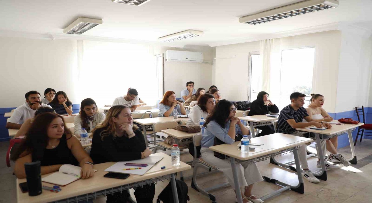 Başkan Çerçioğlunun, memur adaylarına destekleri devam ediyor