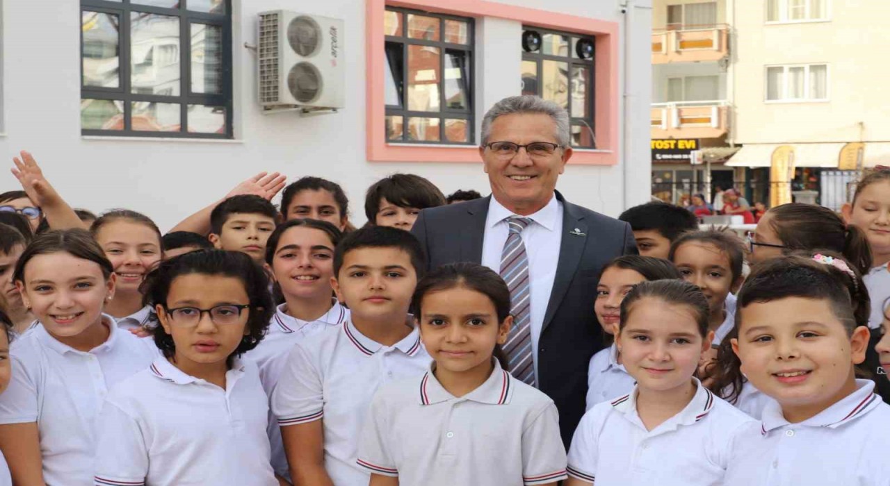 Başkan Tetikten 23 Nisan mesajı