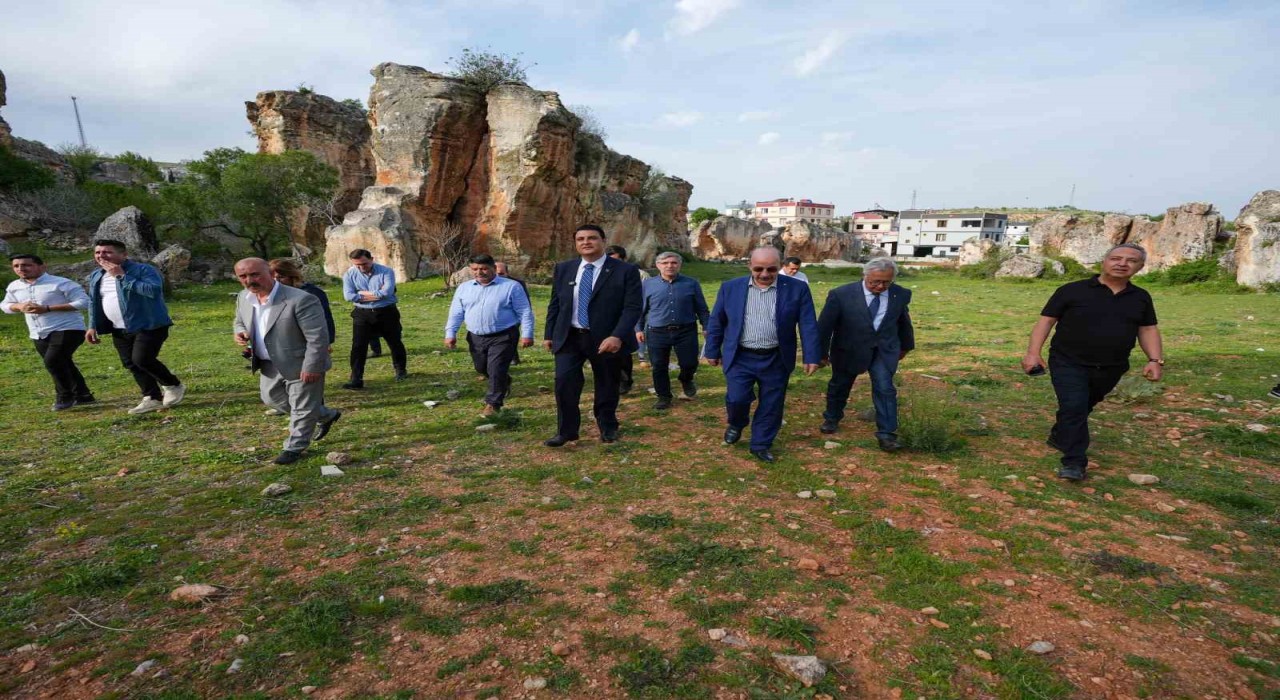 Başkan Yılmazdan Dülük Antik Kent müjdesi