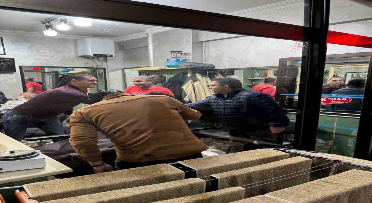 Başkansız kalan esnafa Kaymakam Kayadan ziyaret