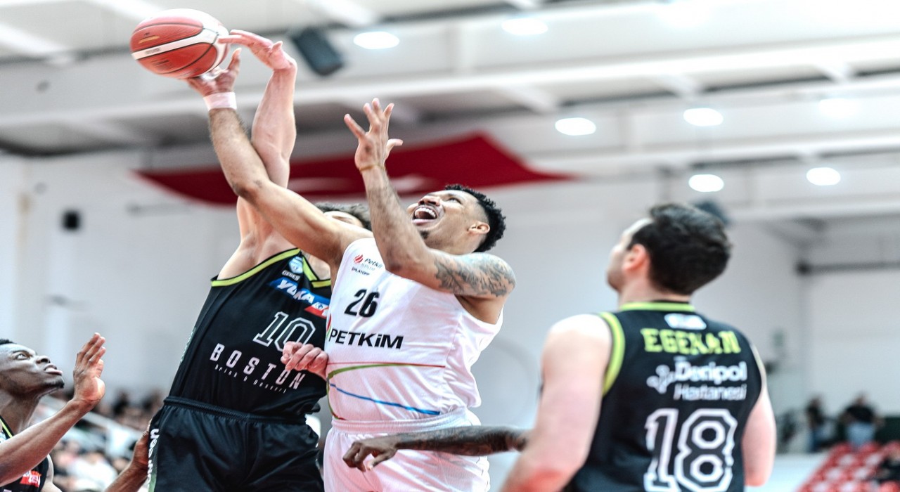 Basketbol Süper Ligi: Aliağa Petkimspor: 82 - Yukatel Merkezefendi Belediyesi Basket: 78