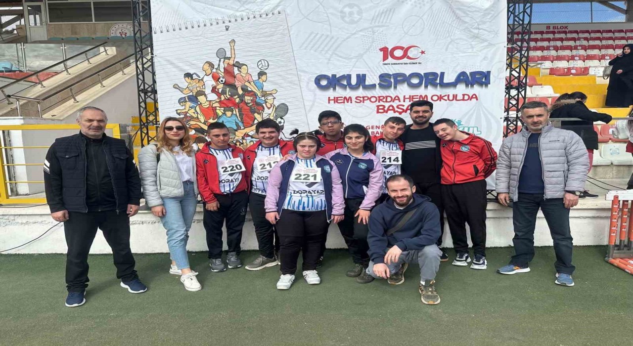 Bayburtlu özel öğrenciler Özel Sporcular Türkiye Şampiyonasından galibiyetle döndüler