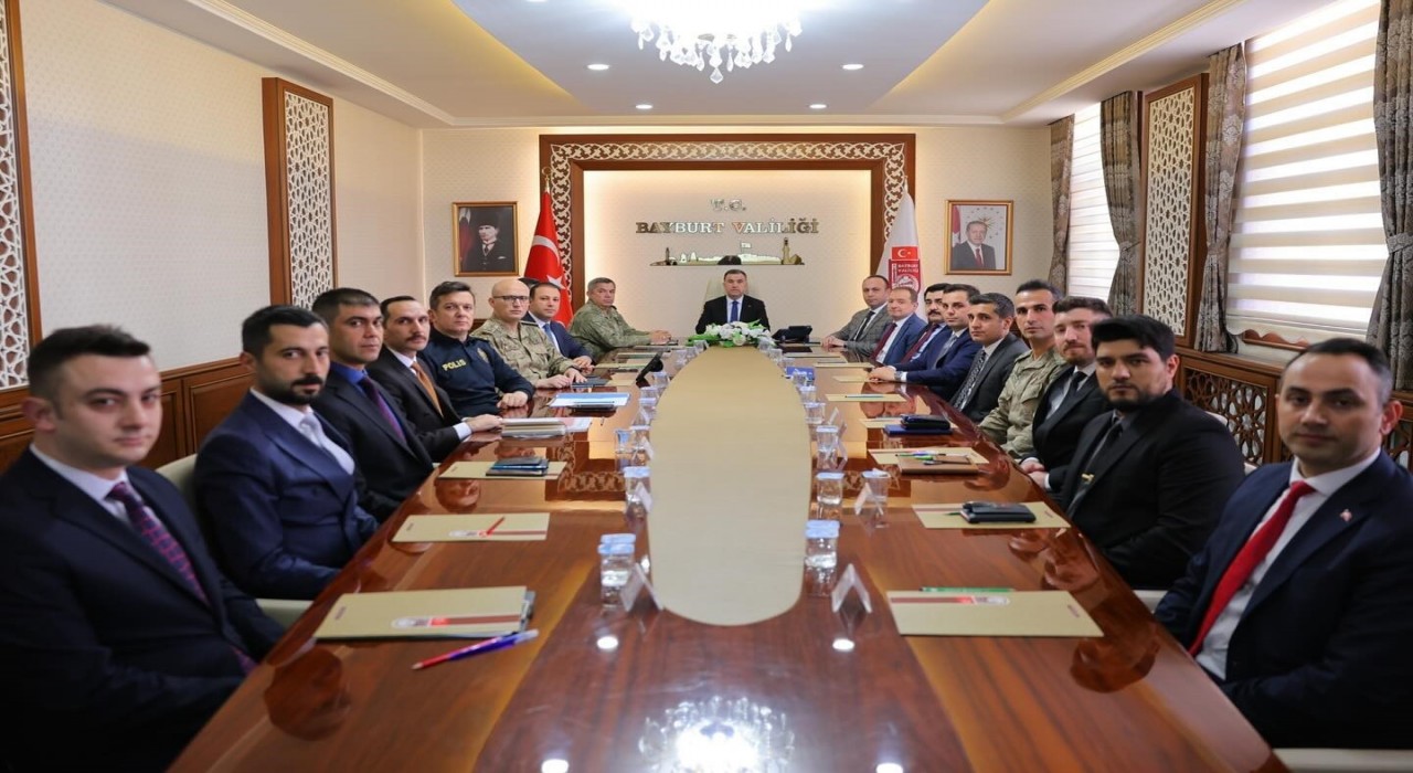 Bayburtun asayiş konuları Genişletilmiş İl Güvenlik ve Asayiş Koordinasyon Toplantısında değerlendirildi