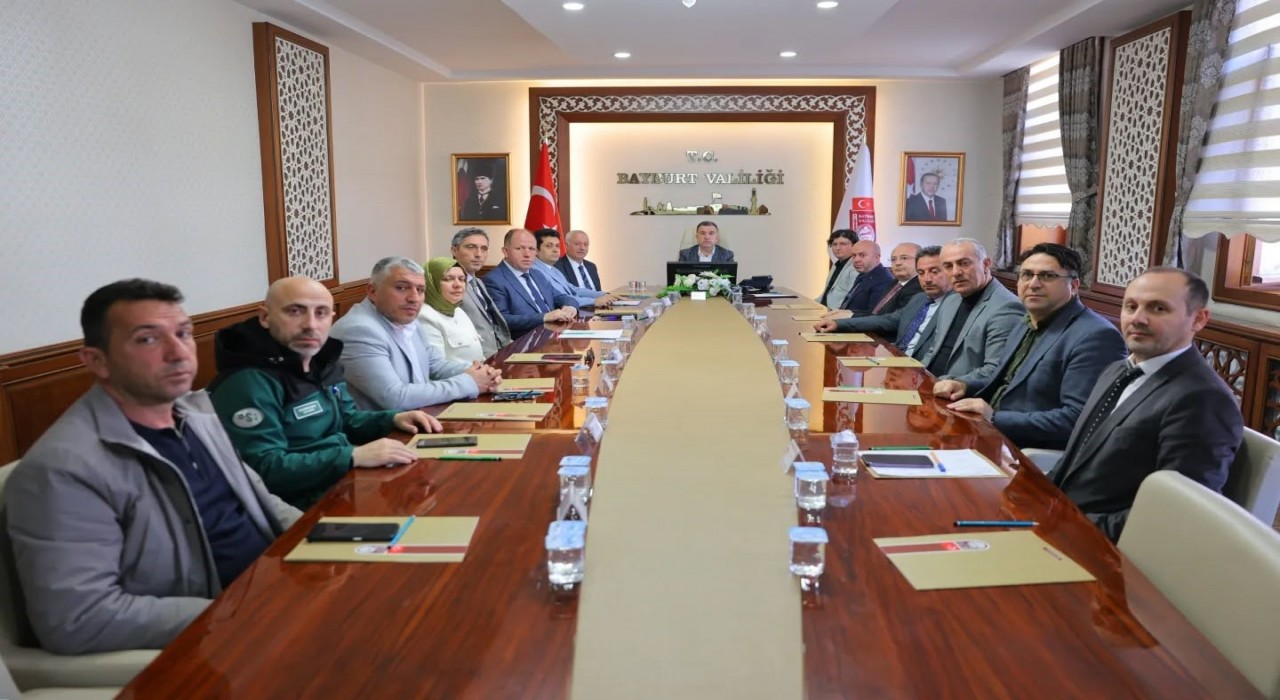 Bayburtun istihdamına yönelik çalışmalar ve iş gücü potansiyeli toplantıda görüşüldü