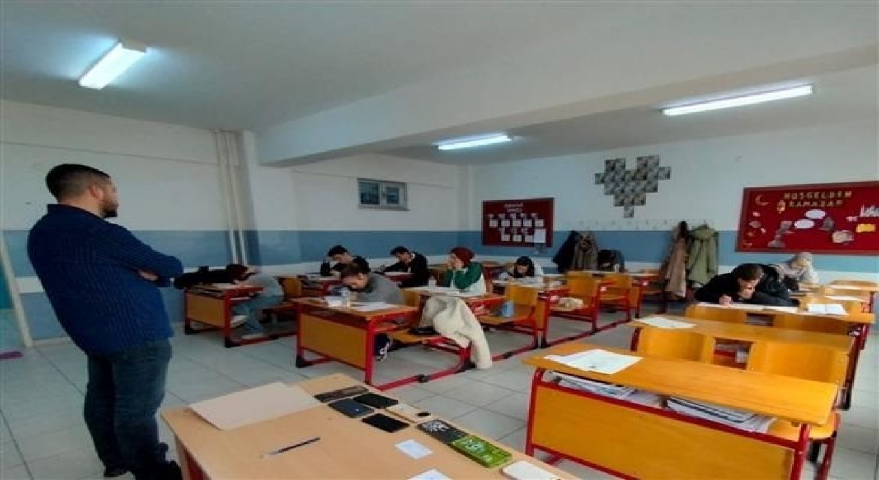 Bilecikte gençler umreye gidebilmek için yarıştı