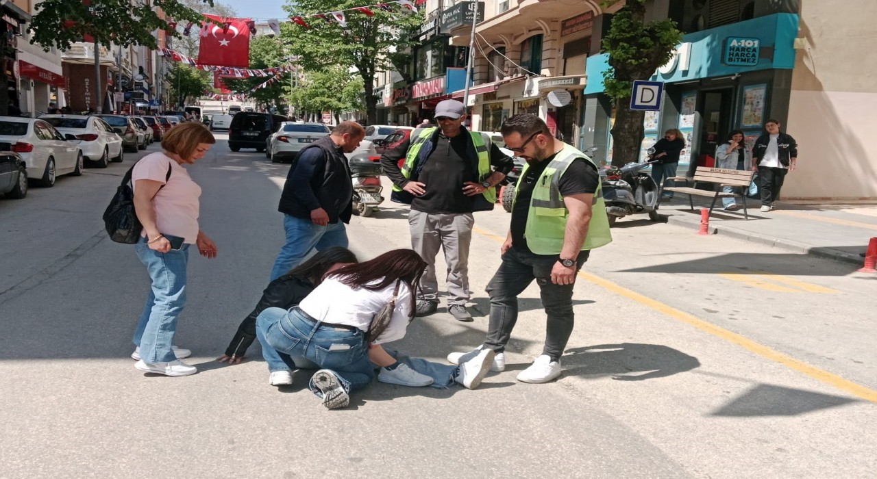 Bilecikte kontrolden çıkan motosiklet devrildi, sürücüsü yaralandı