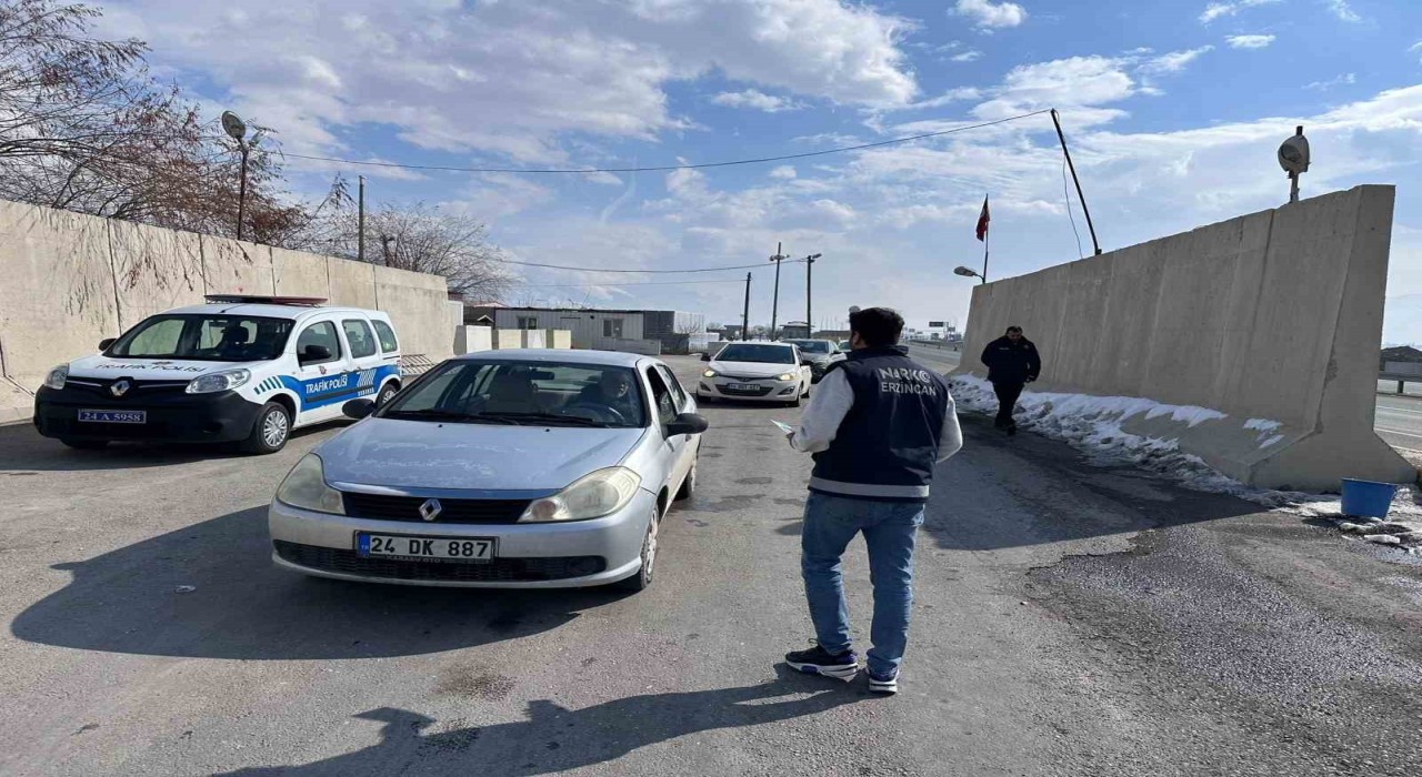 Bilinçli Yolcular, Uyuşturucusuz Yollar