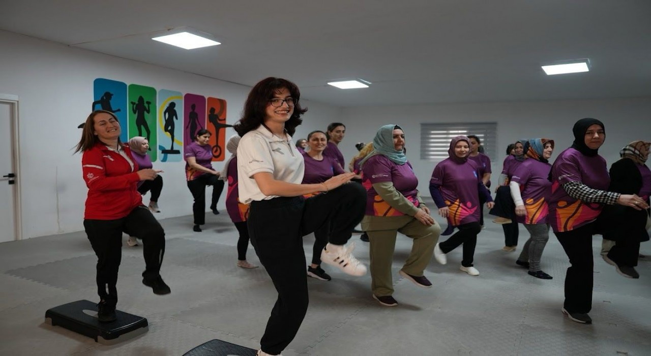 Bir yılda 13 ton kilo verdiler