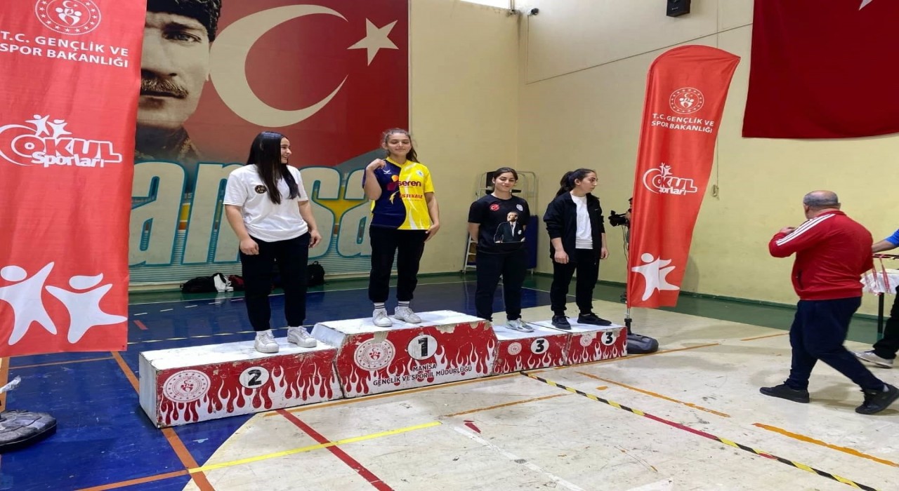 Bozdoğanlı Cankayanın bileğini kimse bükemedi